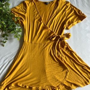 Gorgeous Casual Wrap Romper -Mustard ✨